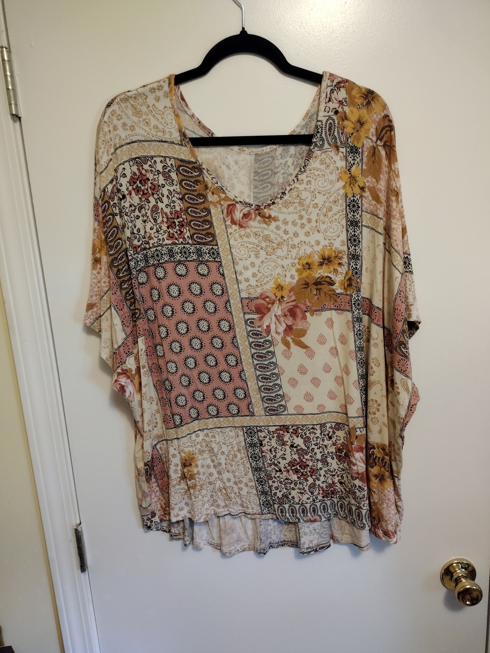 Maurices Patchwork Floral V-Neck Dolman Blouse in Cream, Pink & Yellow